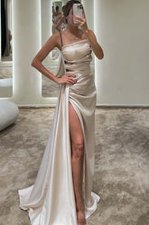 Royal Blue Mermaid Prom Dress with Slimming Pleated Split Design